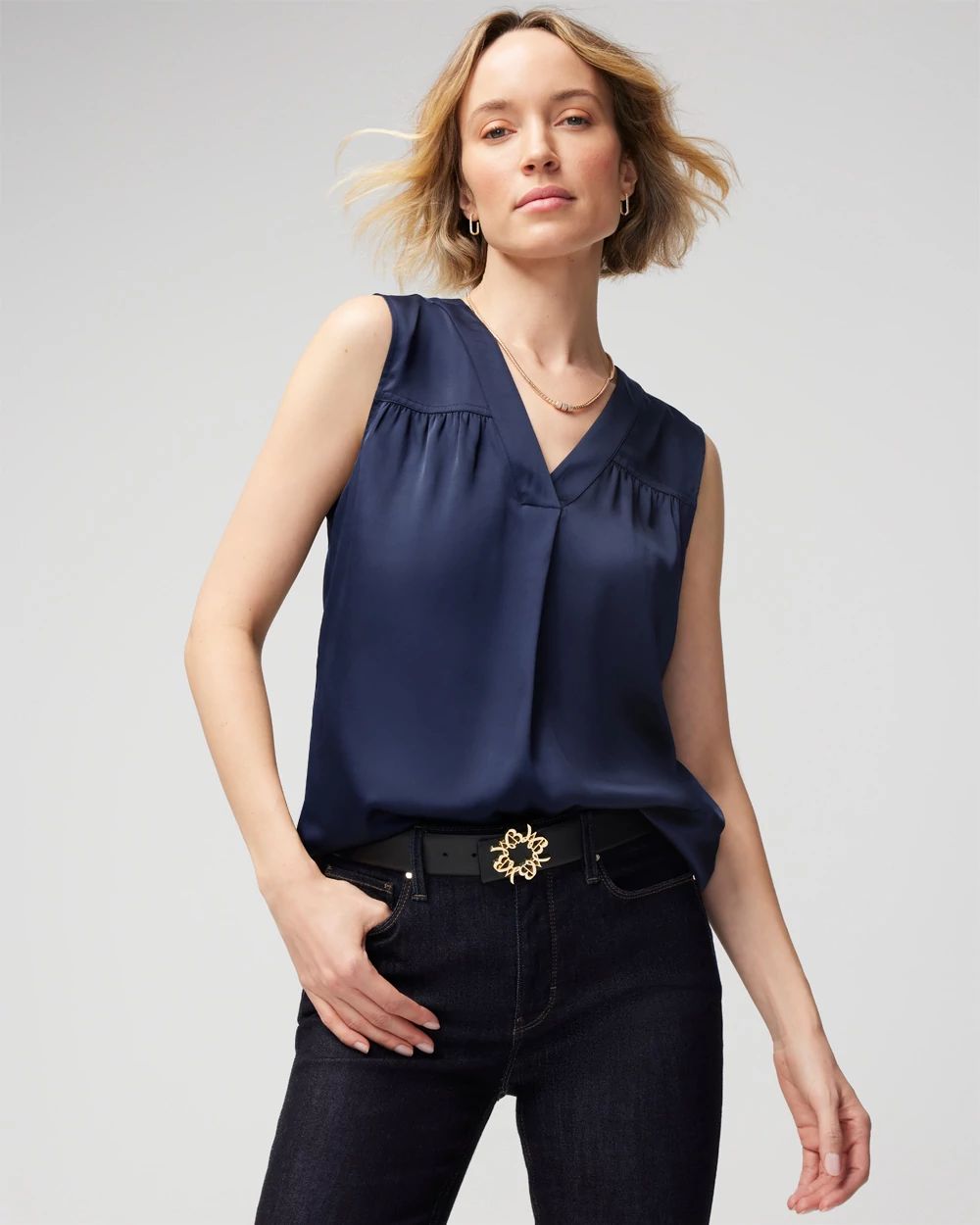 Sleeveless Topstitch Shell Top
